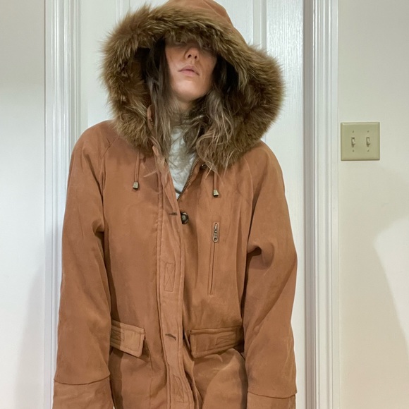 Vintage Winter Coat - Picture 5 of 14